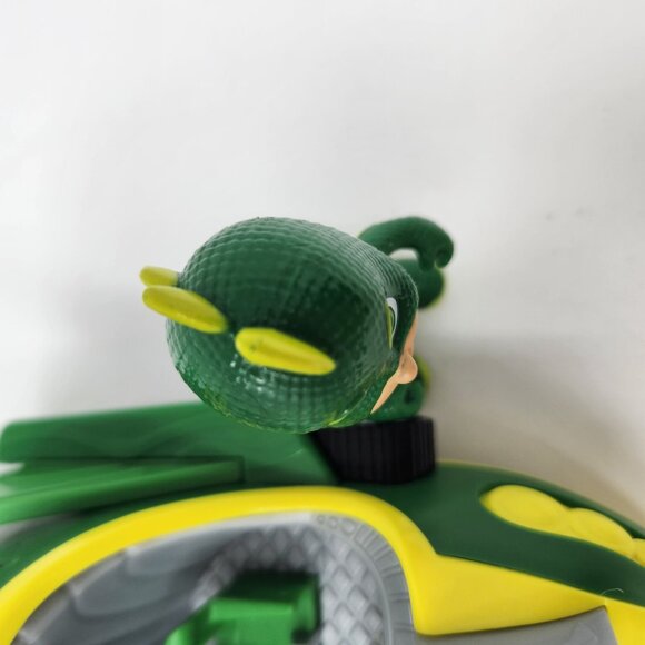 Pj Masks Gekko Mobile Toy Vehicle With Gekko Figure Green and Yellow - Picture 6 of 9